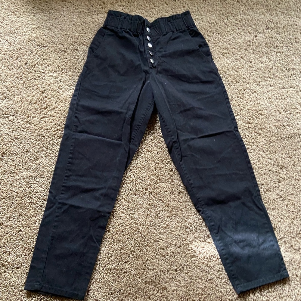 Paper bag waist band- slim fit.